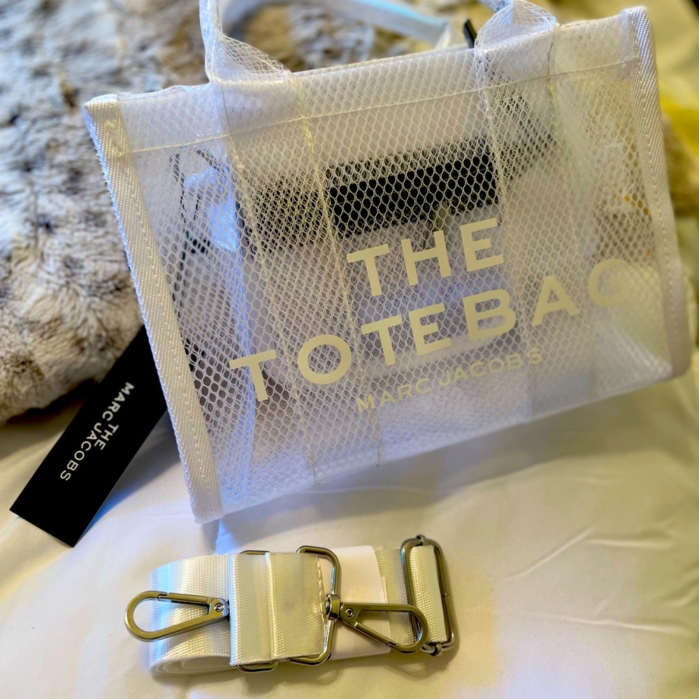 Tote bag